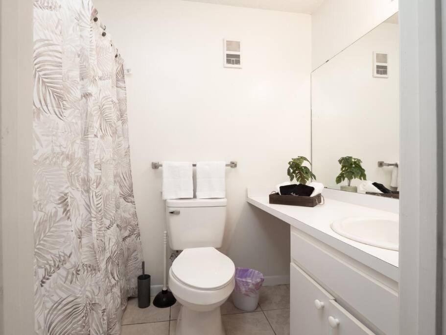 Spacious Condo Mins To Shands, University, & Downtown! Gainesville Extérieur photo