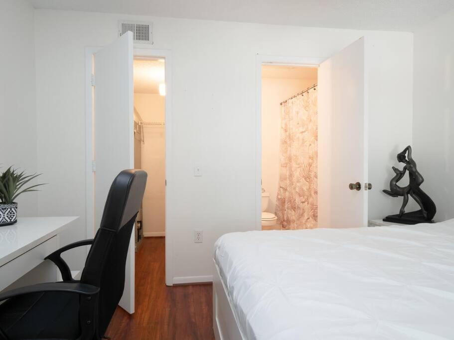 Spacious Condo Mins To Shands, University, & Downtown! Gainesville Extérieur photo